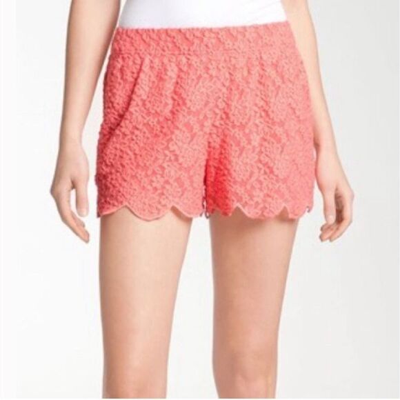 Free People Lace Scalloped Shorts - Size: Small - Picture 1 of 9